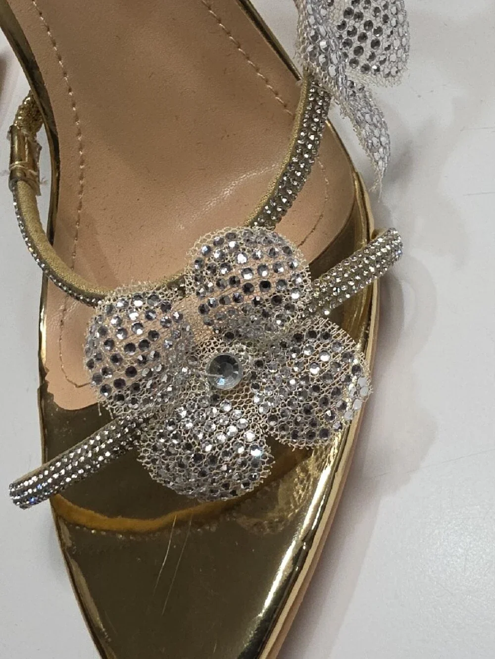 Wild Diva Gold Morris-632 Rhinestone Floral Spiral Wrap Stiletto Heels - Size 7